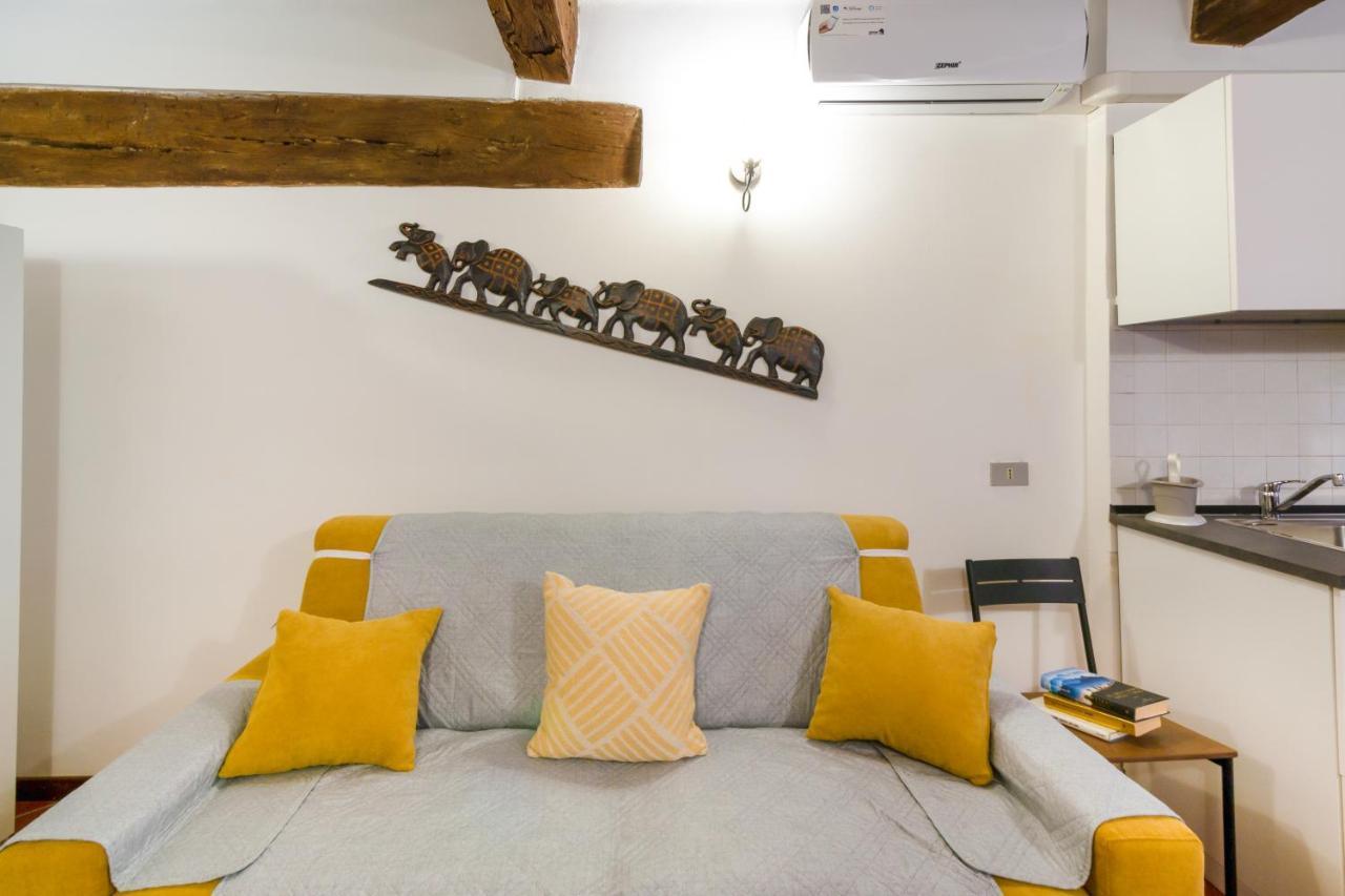 Apartamento Parma Portici Antichi Monolocale A 5 Min Dal Duomo Exterior foto