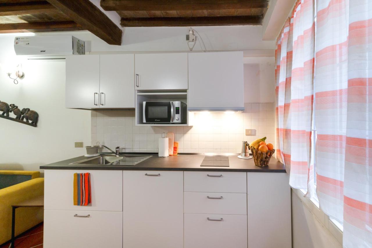 Apartamento Parma Portici Antichi Monolocale A 5 Min Dal Duomo Exterior foto