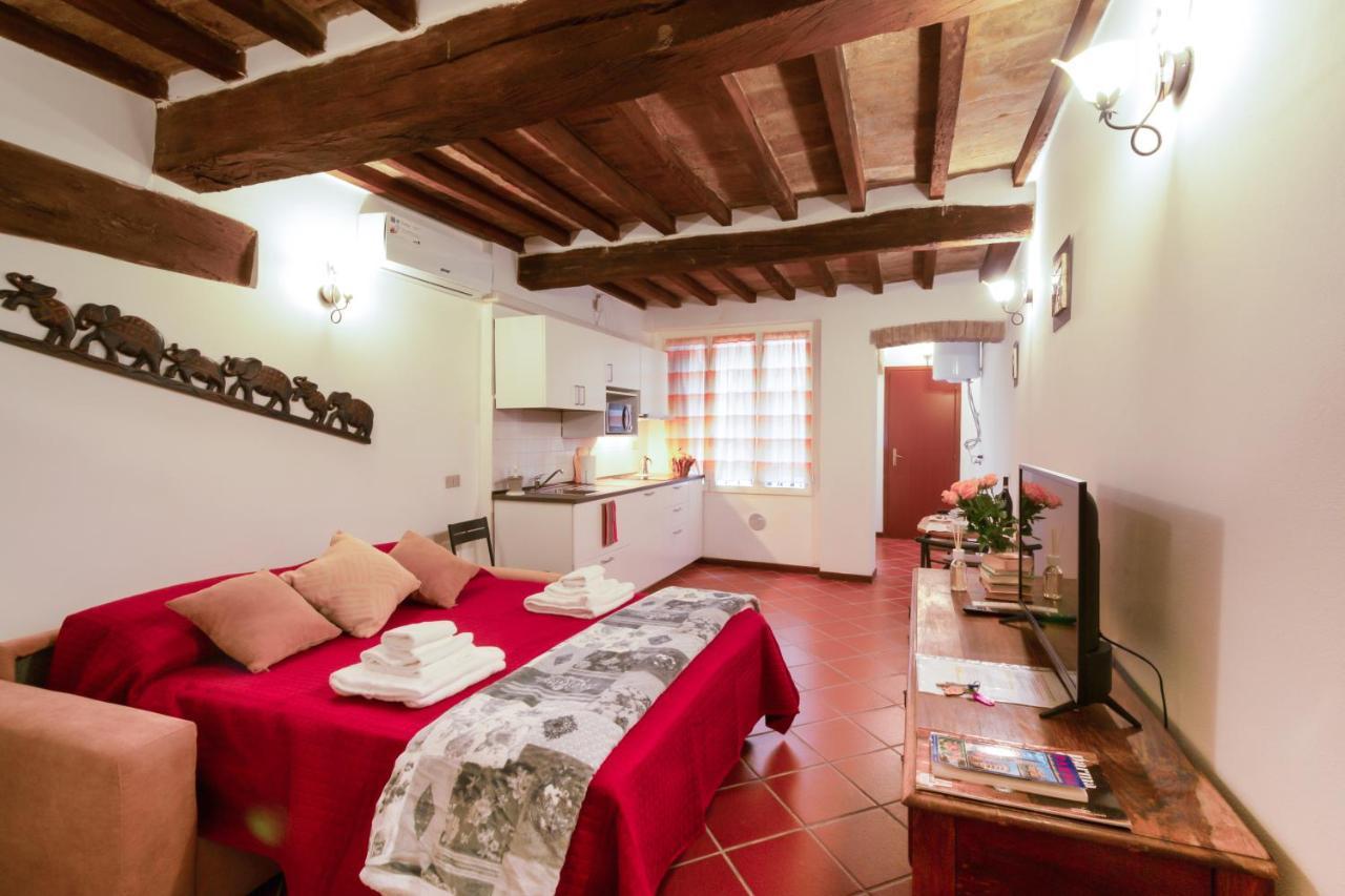 Apartamento Parma Portici Antichi Monolocale A 5 Min Dal Duomo Exterior foto